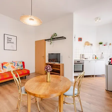 Stilvolles Md - Zentral Und Ruhig Apartment